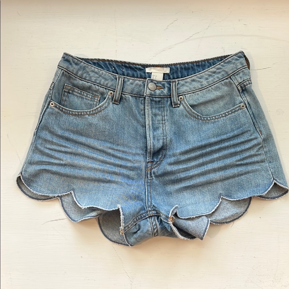 H&M Scalloped Denim Shorts